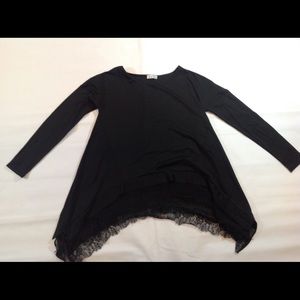 Made in Italy LIST brand lace bottom tunic